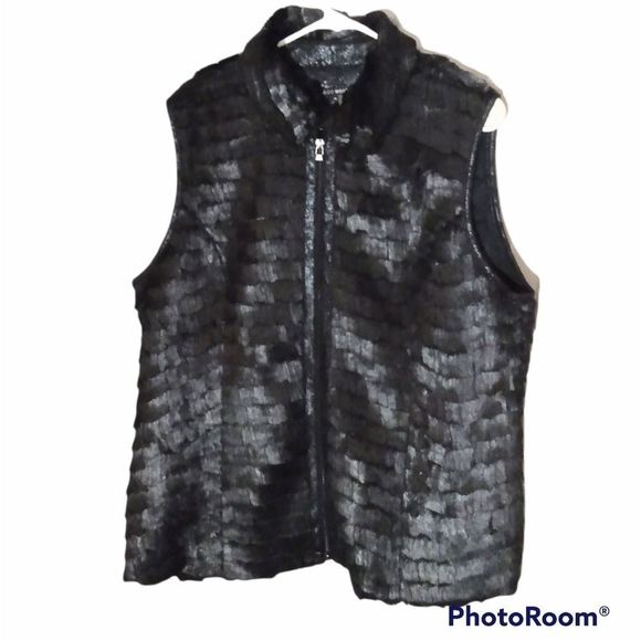 600 West Jackets & Blazers - 600 West Women's Black Layered Lock Zipper Vest Size XL